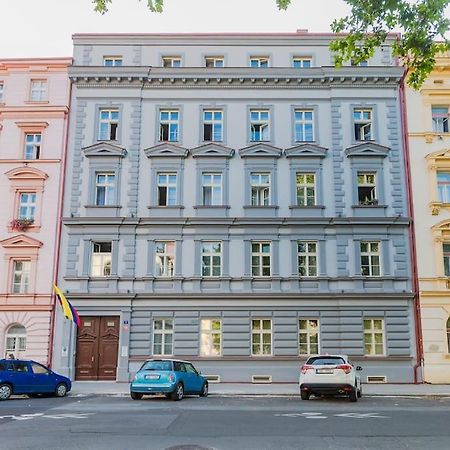 Cozy Quiet New Apartment In Karlin Square Praga Exterior foto